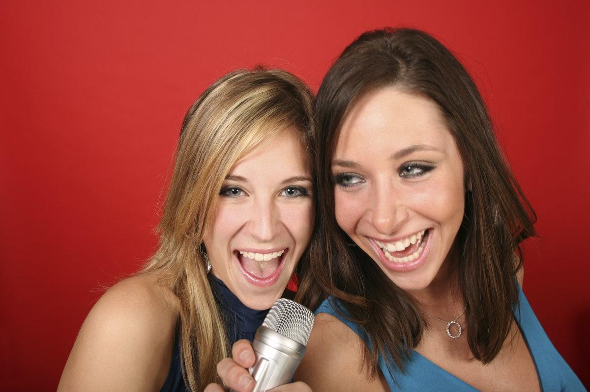 Karaoke: Diese Sternzeichen sind echte Party-Gänger