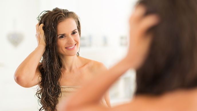 Haare lufttrocknen lassen: Vermeiden Sie diese 5 Fehler
