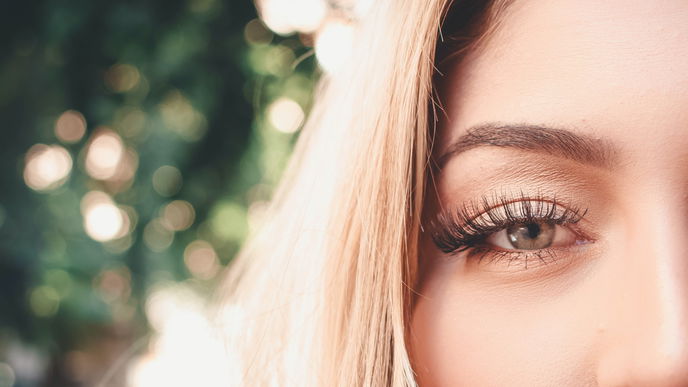 Schmink-Tipps: Volumen-Booster für die Wimpern in nur 10 Sekunden