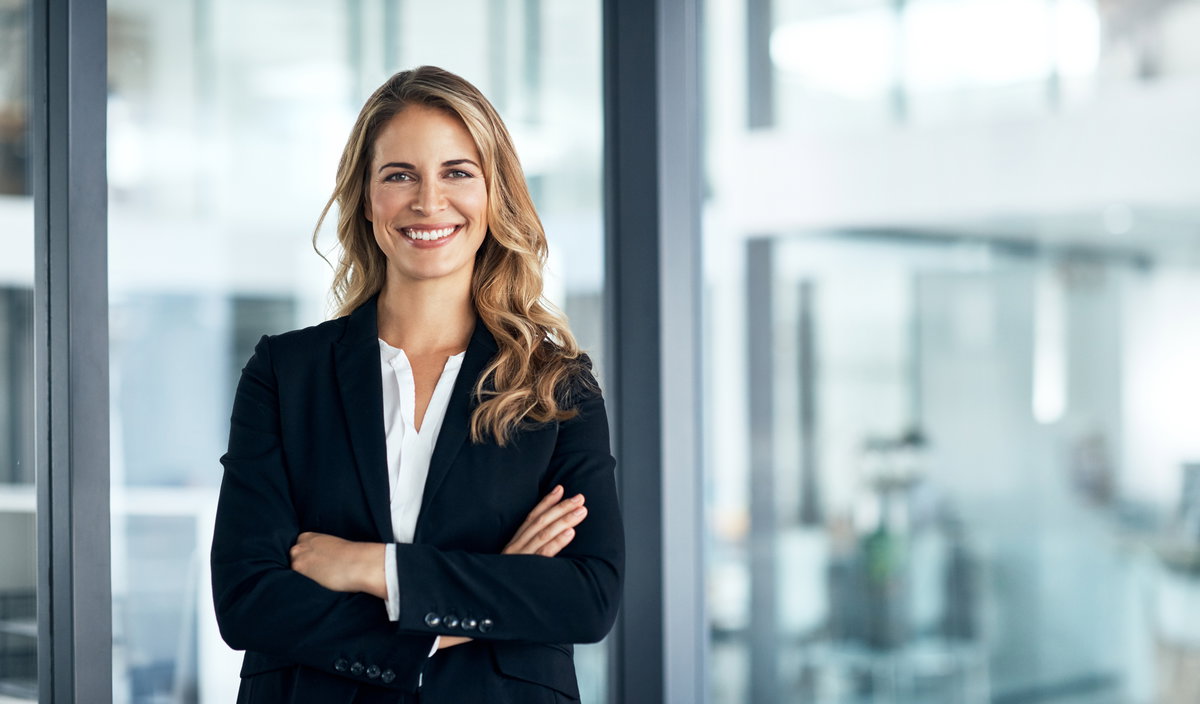 Businessfrau im Blazer