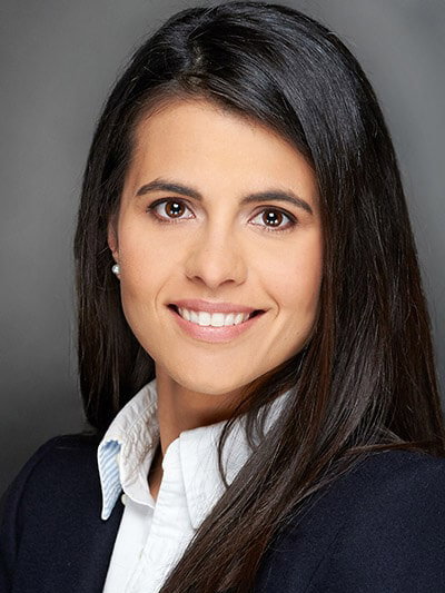 Dr. Estefanía Lang