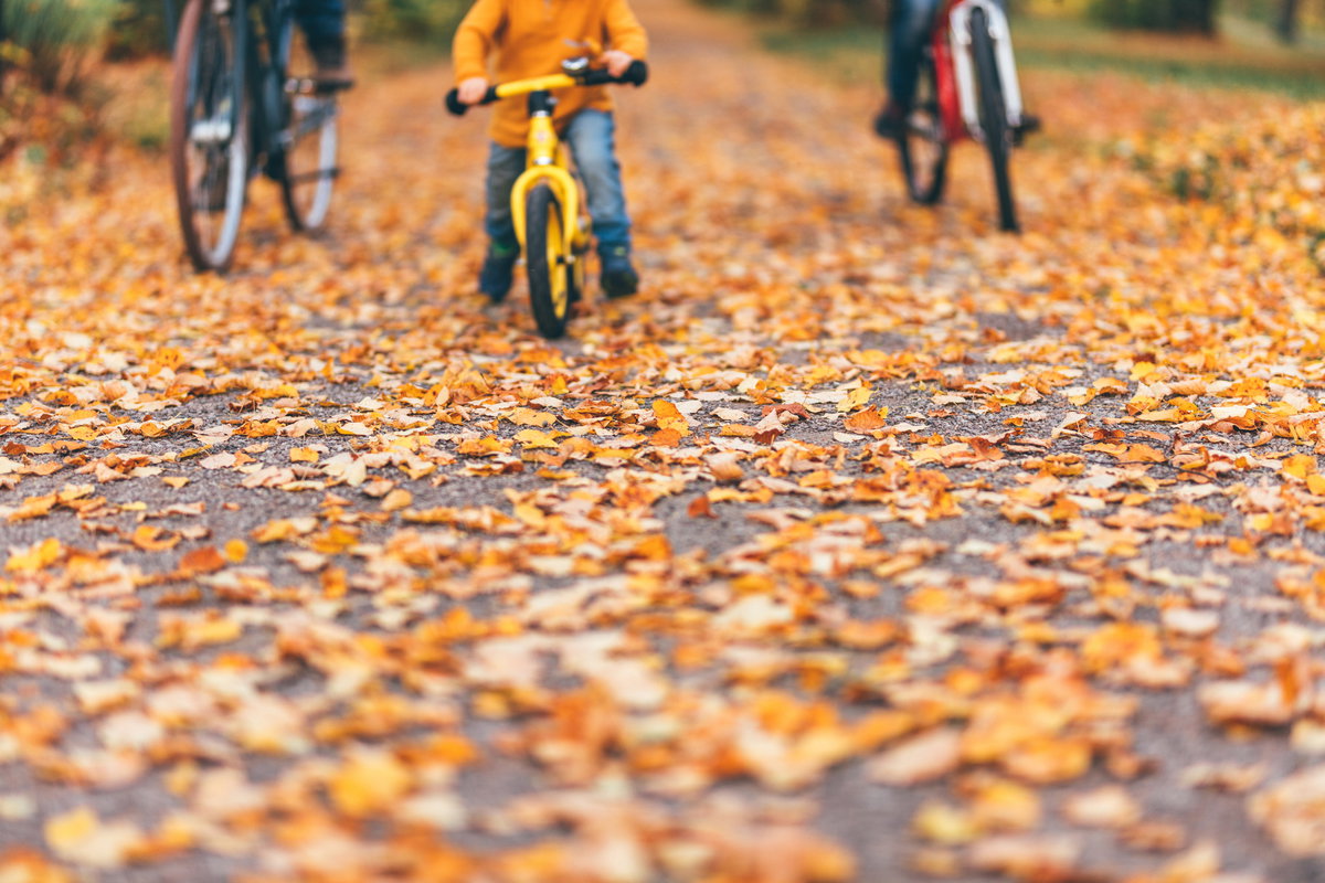 Fahrradfahren im Herbst