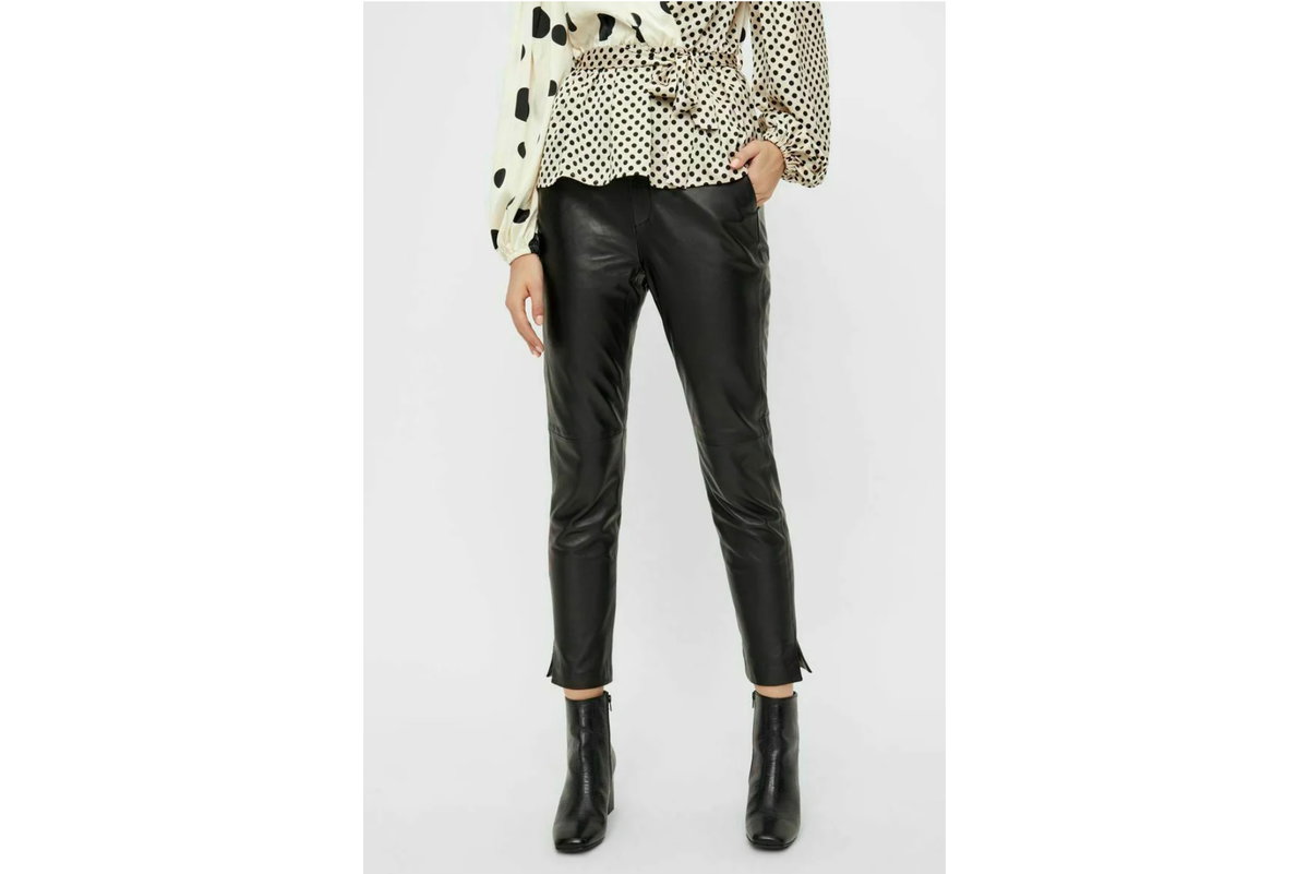 Object Lederhose