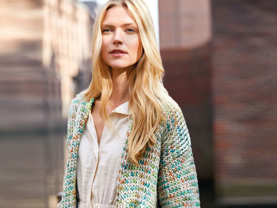 Kurzer Cardigan in Frühlingsfarben Strickanleitung