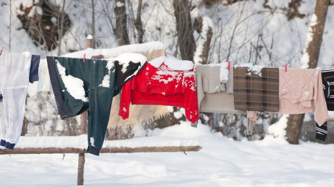 Darum sollten Sie Ihre Wäsche im Winter draußen trocknen