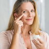 CBD als Anti-Aging Mittel für jünger aussehende Haut