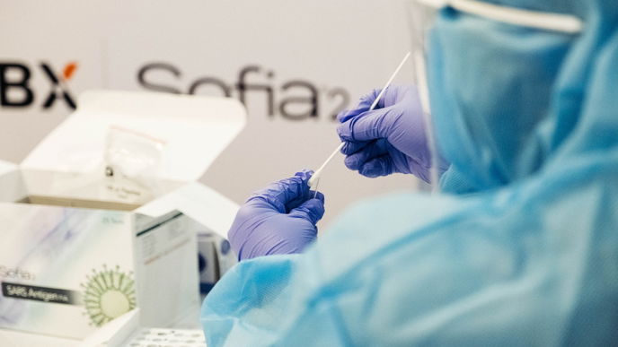 Aktuelle Regeln für Reiserückkehrer im Überblick: Testpflicht, Quarantäne, Risikoländer
