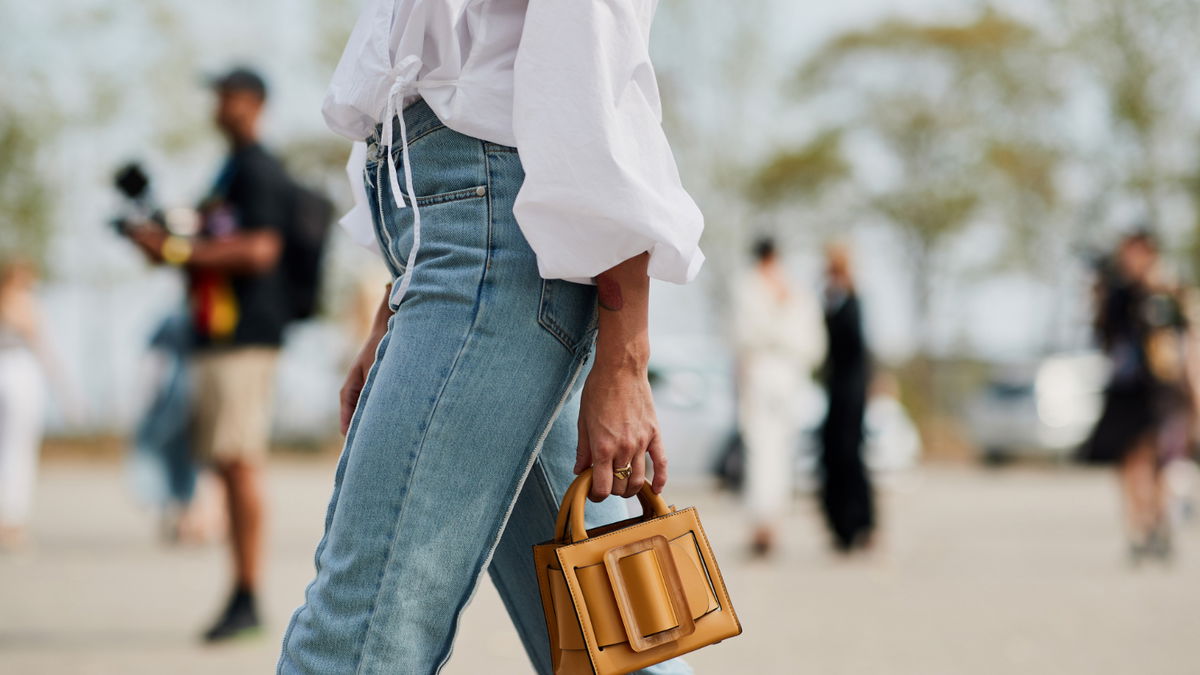 Jeans-Trends 2022: Diese Hose von H&M ist perfekt für große Frauen