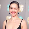 Emilia Clarke liebt diese Gesichtscreme für 20 Euro