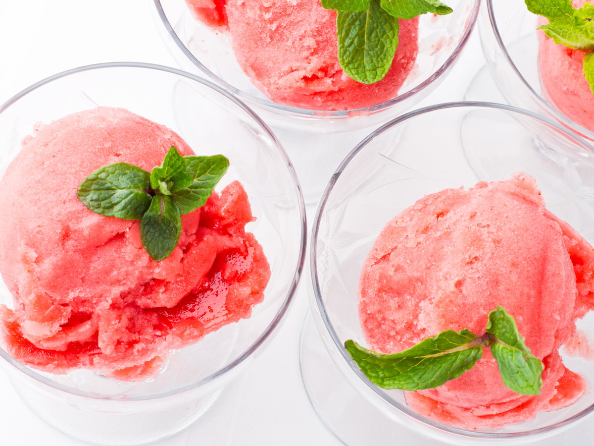 Rhabarber Granita Sorbet