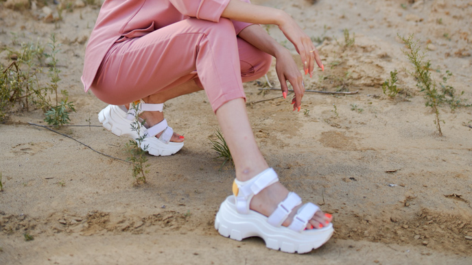 Sommer-Trend 2021: 9 Sandalen, die jetzt angesagt sind