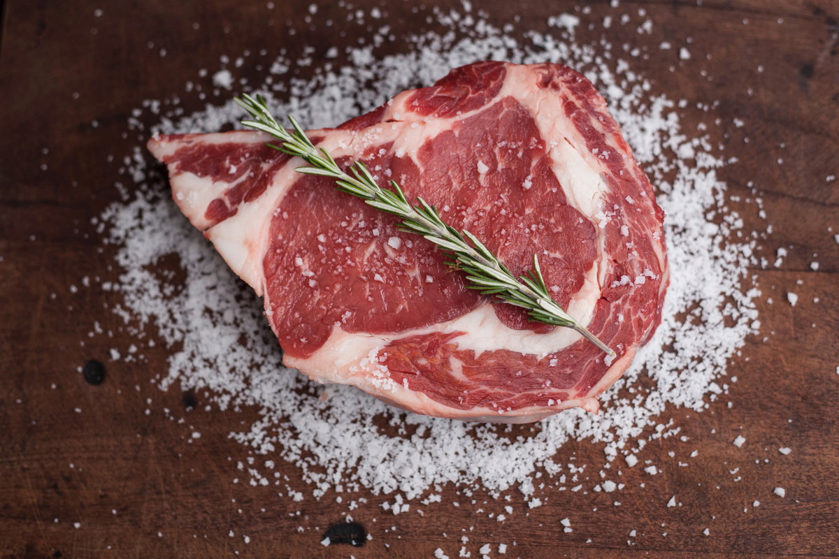 Steak mit saftiger Maserung