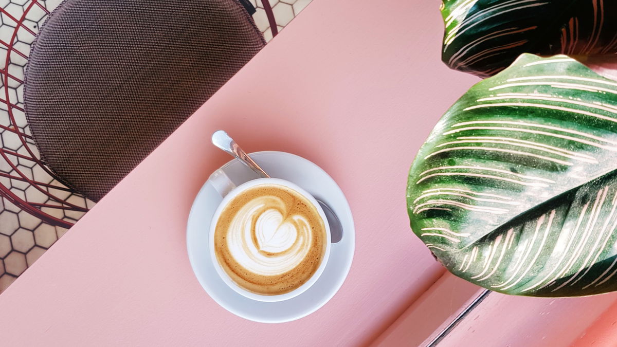 Trinken Sie Kaffee um diese Uhrzeit, wirkt er noch besser