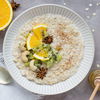 Diese 13 Haferflocken-Toppings helfen beim Abnehmen