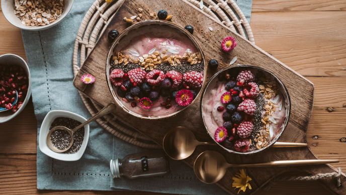 Rezept für gesunde Kokosnuss-Erdbeer-Bowl