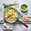 Unser Rezept für Zucchini-Fenchel-Shakshuka mit Garnelen