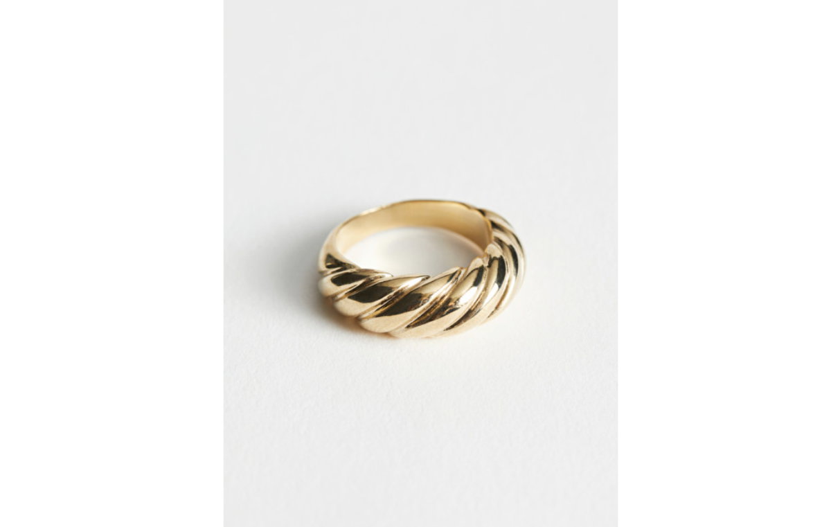 Ring gold