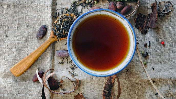 Abnehmen mit Oolong Tee: Dieser Tee bringt das Bauchfett zum Schmelzen!