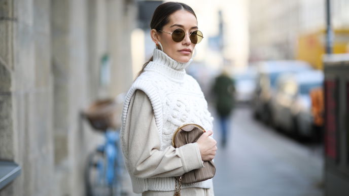 Pullunder kombinieren: So stylen Sie das Trend-Piece