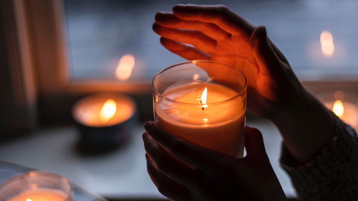 Kerze rußt? Diese effektiven Tipps wirken sofort