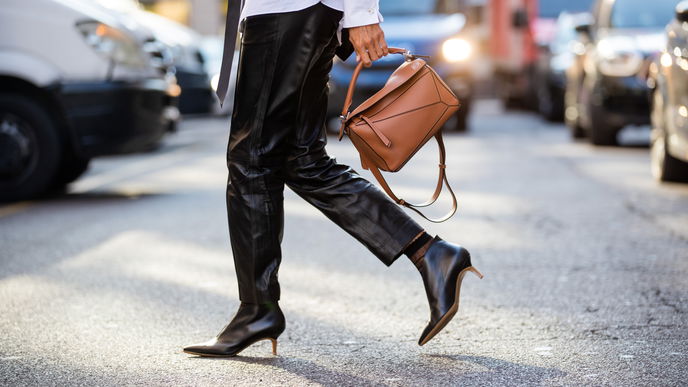 Winter-Trend 2021: Diese stylischen Lederhosen sind angesagt