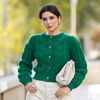 Winter-Trend 2021: Diese Strickjacken sind aktuell in