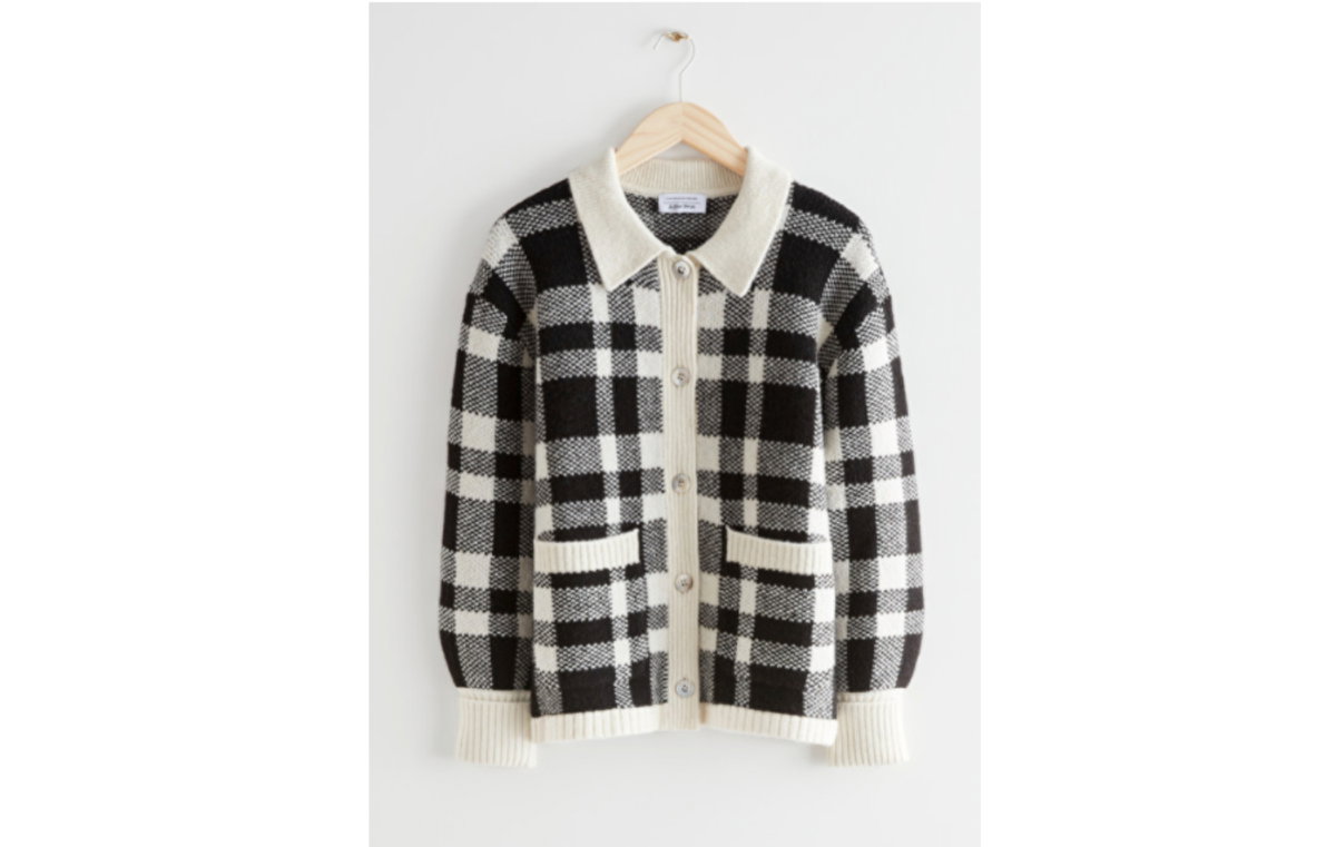 Strickjacke mit Kragen