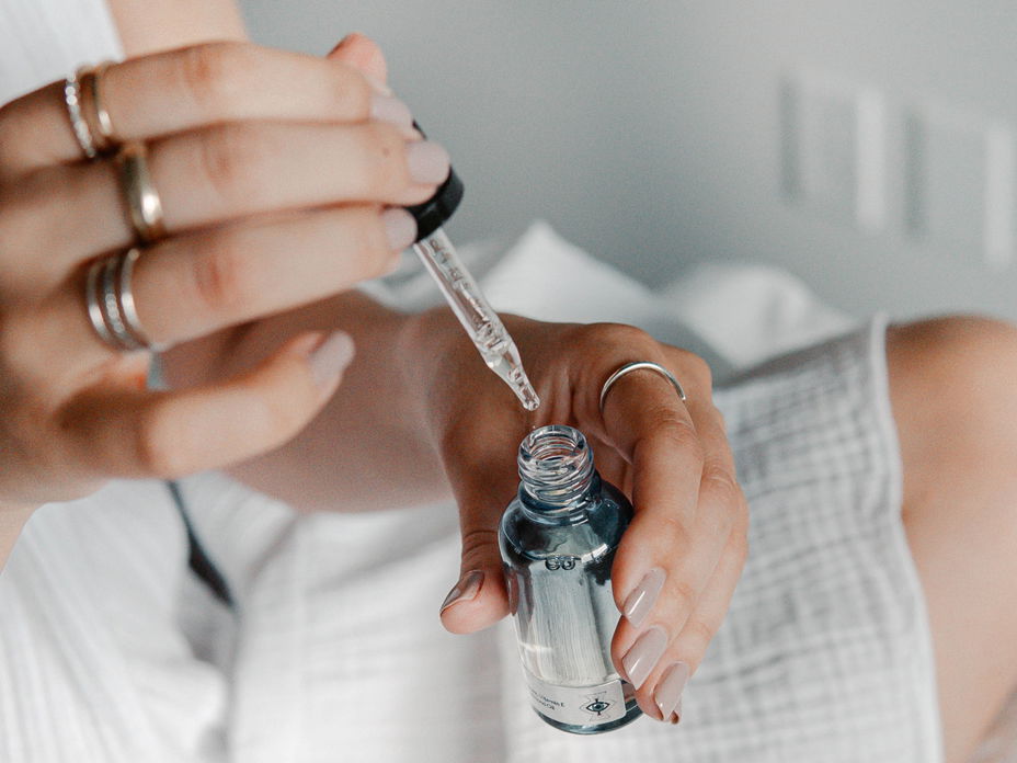 Das erschwingliche Serum von Rossmann ist besser als jedes Luxusprodukt