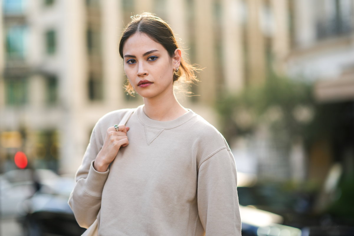 Frau Pullover beige