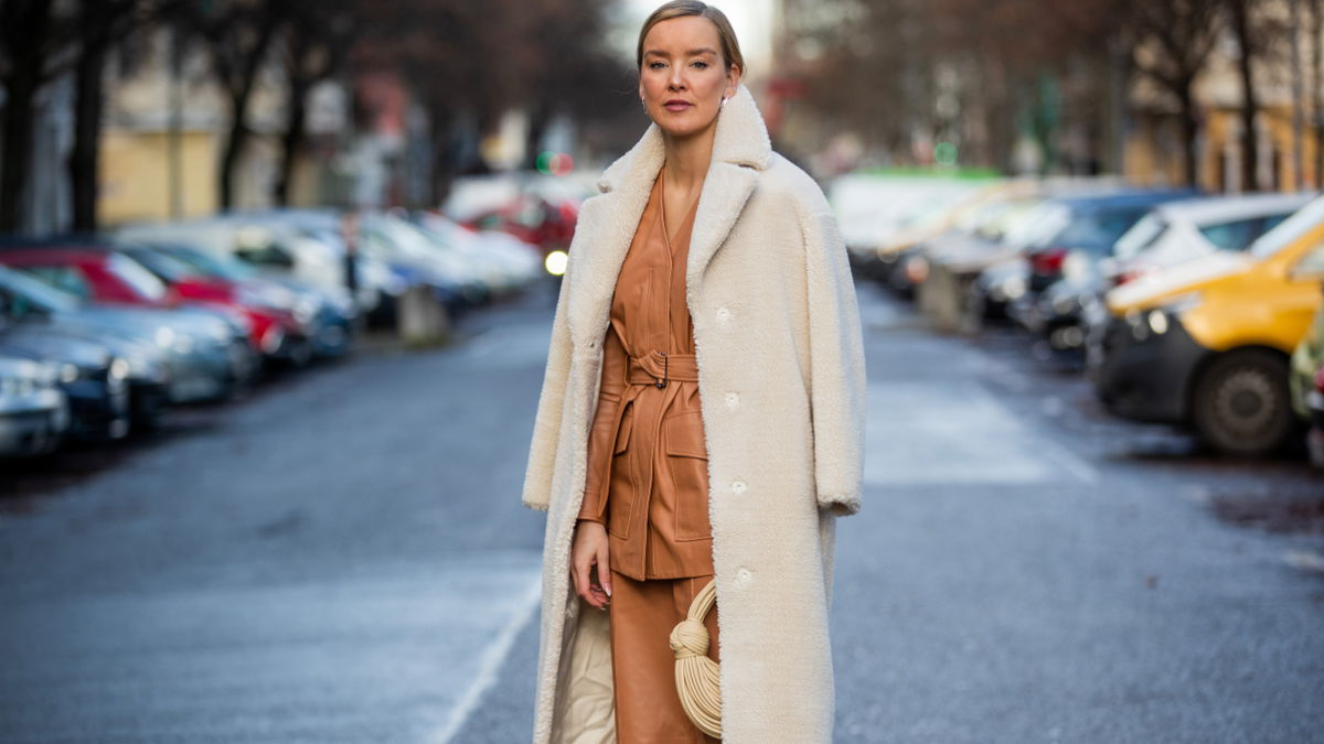 5 stylische Mäntel von grünen Labels, die wir im Sale shoppen