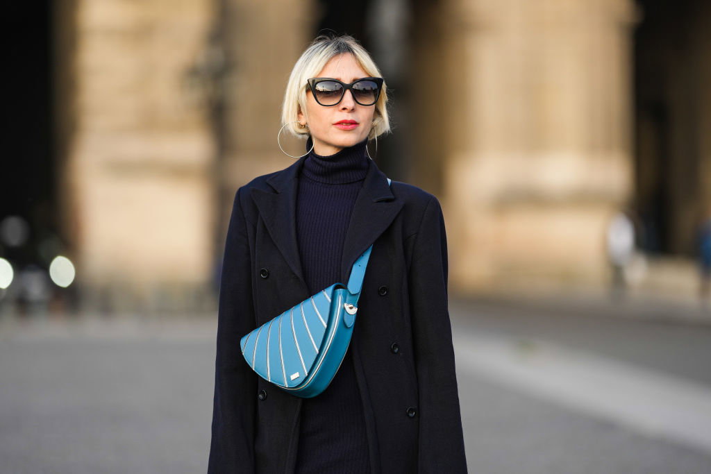 Kurzhaarfrisuren 2025 - Frau mit Micro-Bob