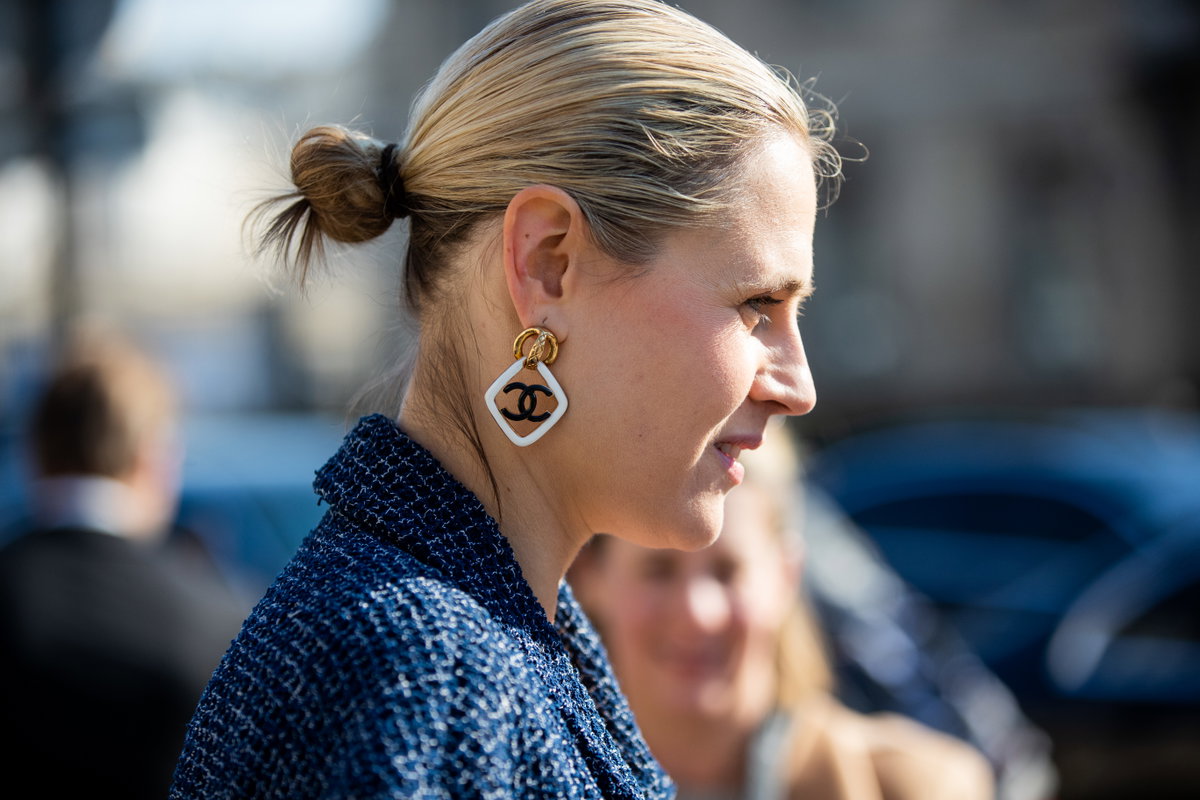 Frau Ohrringe