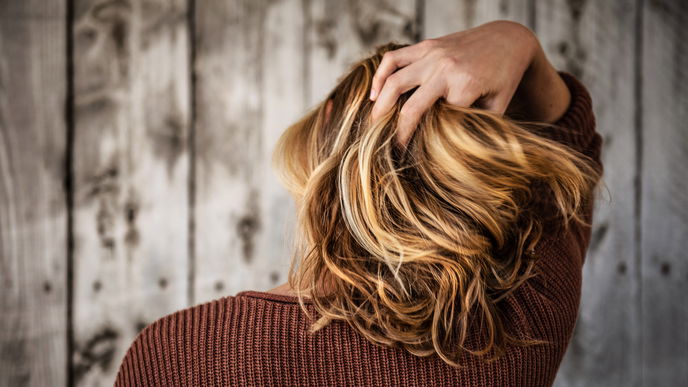 Haarausfall: So beugen Sie laut Expertin Stefanie Seyda M.D. vor
