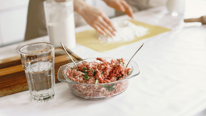 Achtung: Diesen Fehler beim Einfrieren von Hackfleisch gilt es zu vermeiden