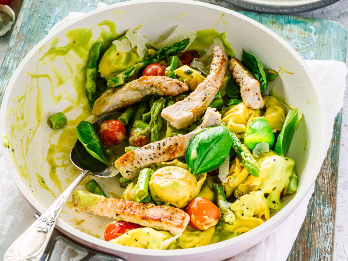 Spargel-Avocado-Pasta