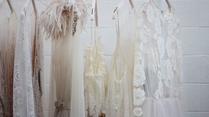 Brautkleid reinigen: Die besten Tipps und Tricks damit es für die Ewigkeit hält 