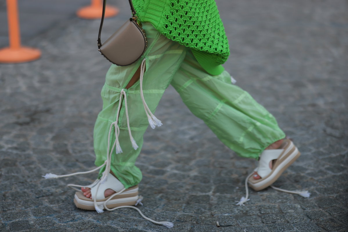 Cloud Sandals in heller Farbe