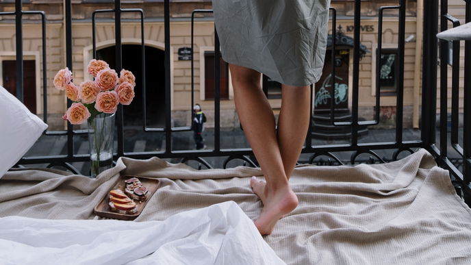 Balkon-Trends 2023: 3 Must-haves für einen romantischen Abend