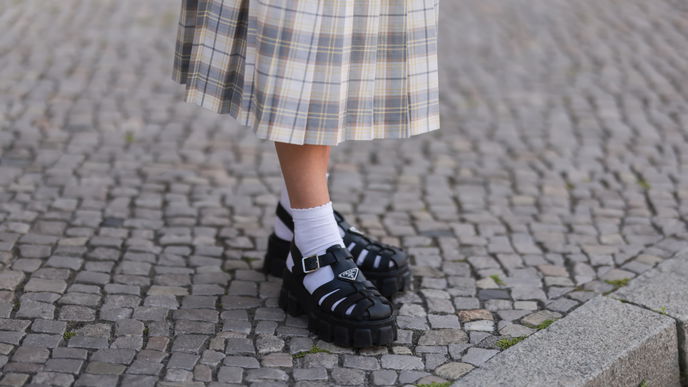 Schuh-Trend 2022: Wir lieben jetzt diese bequemen Retro-Sandalen