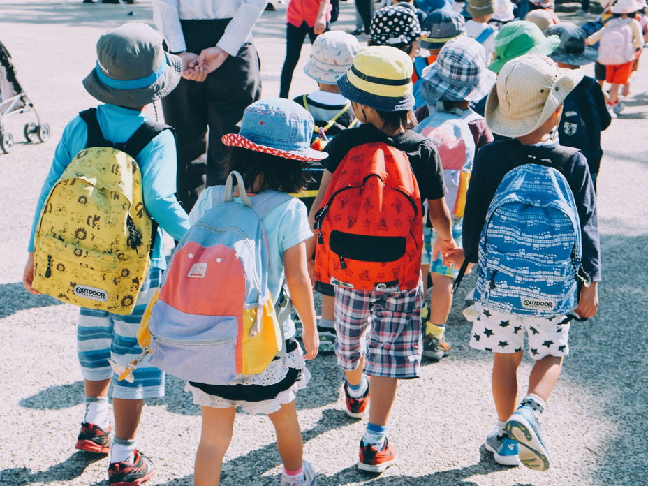 Läuse-Alarm in der Schule oder Kita? So verhalten Sie sich richtig