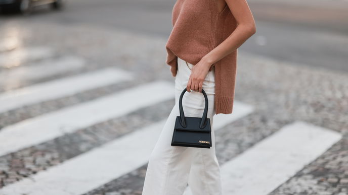 Mode-Trends 2022: 4 Sommer-Basics mit denen Sie immer stylish aussehen 