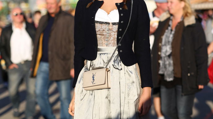 Dirndl kaufen: 4 Fehler, die Sie unbedingt vermeiden sollten