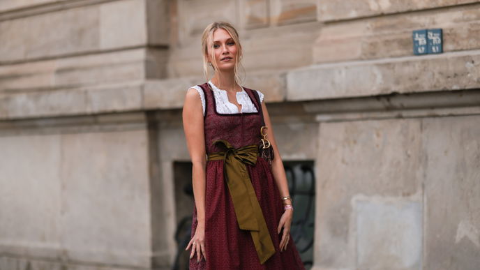 Dirndl-Dekolleté: So schummeln Sie es zum Hingucker