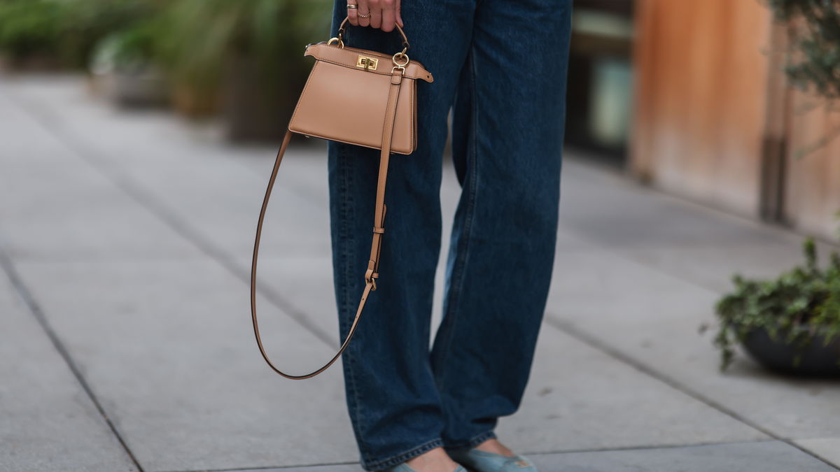 Herbst-Trends 2022: 5 Palazzo-Jeans sind jetzt das Must-have