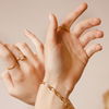 Goldschmuck reinigen: Anleitung, Hausmittel und Tipps