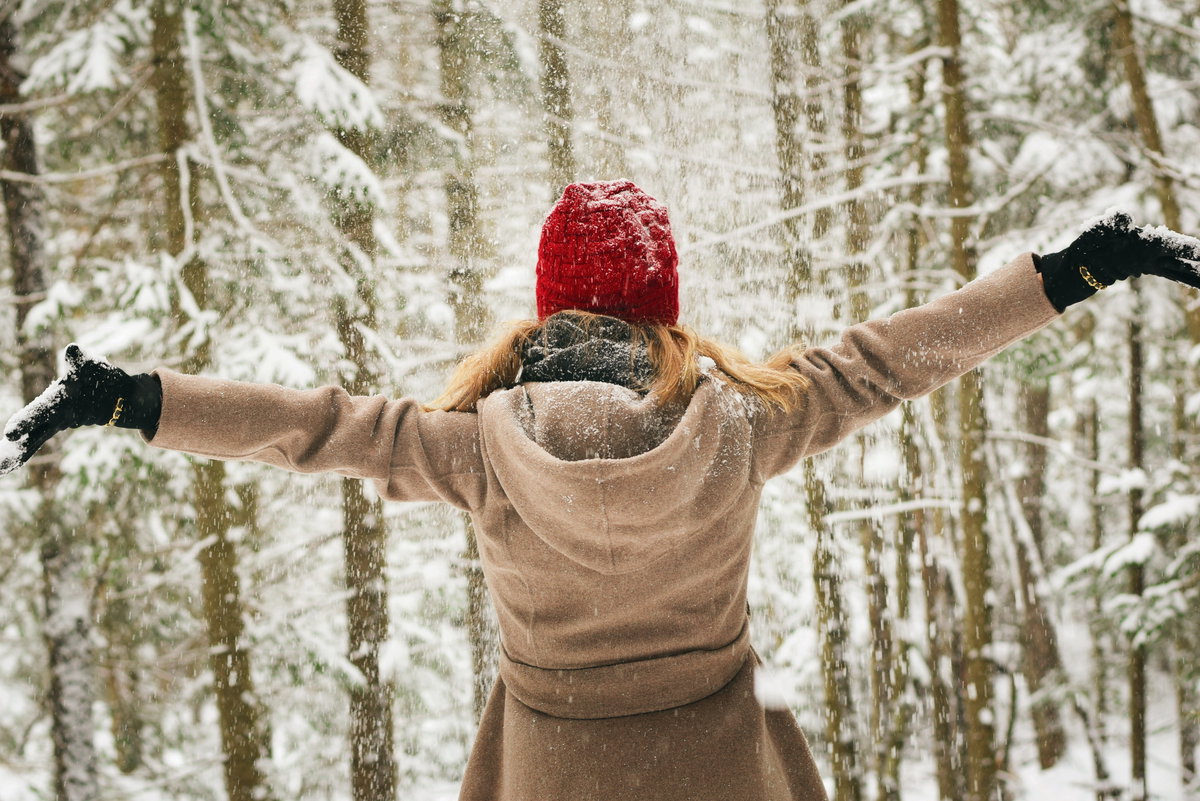 Frau im Schnee