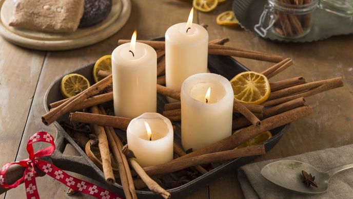 Bastelidee für Weihnachten: Dekorativer Kerzenständer für Anfänger