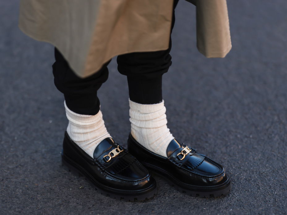 So stylisch machen wir Sommerschuhe jetzt winterfest