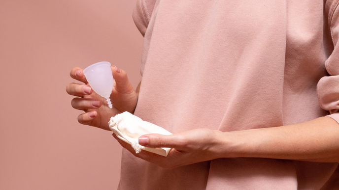 Menstruationstassen: Ein guter Ersatz für Binden und Tampons?
