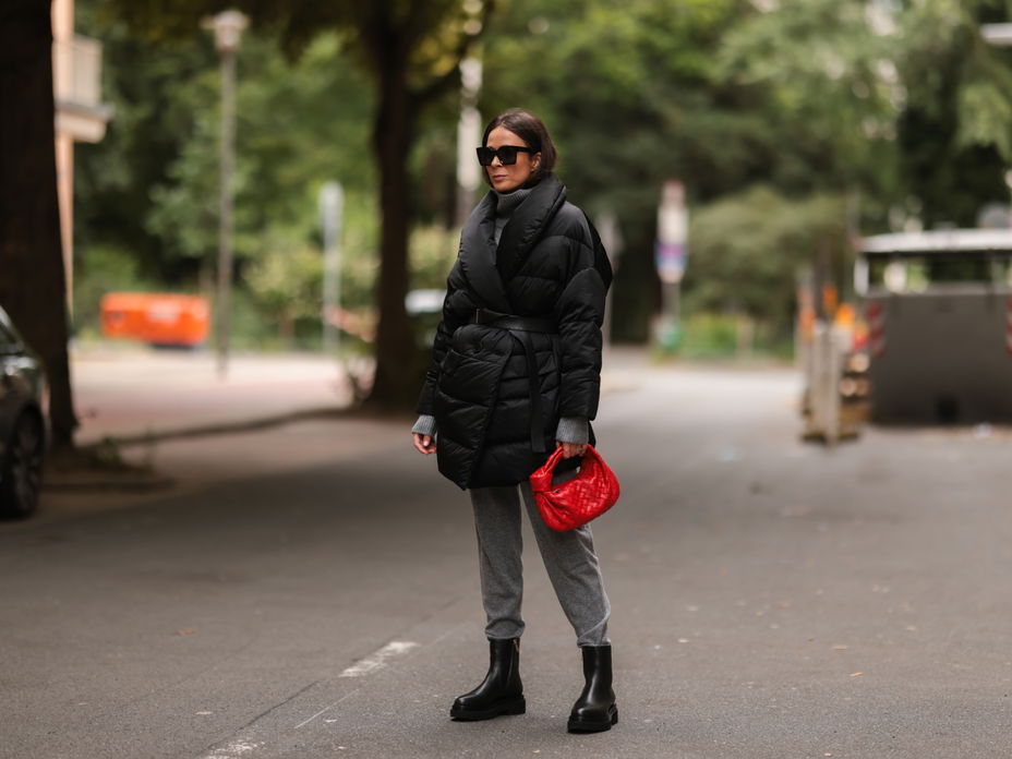 DIESE angesagte Winterjacke von H&M ist ein echter Figurschmeichler